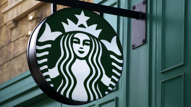 522435114-starbucks-lawsuit.jpg