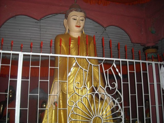 Buddhist Temple, Moheskhali,Cox" bazar.jpg