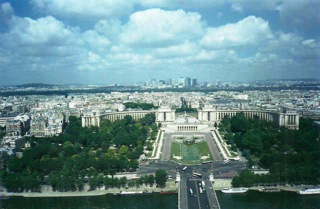 AIXA TORRE EIFFEL, TOMA PANORAMICA 3.jpg