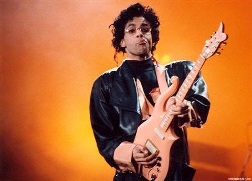 Prince_guitar_collection_13.jpg