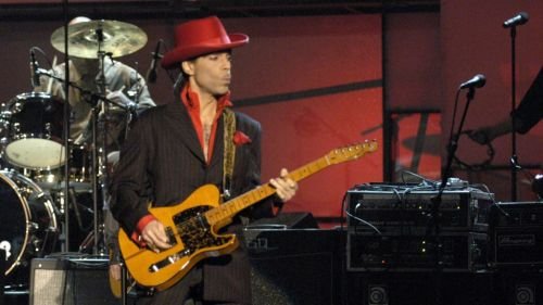 Prince_guitar_collection_30.jpg