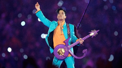 Prince_guitar_collection_45.jpg