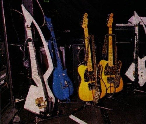 Prince_guitar_collection_34.jpg