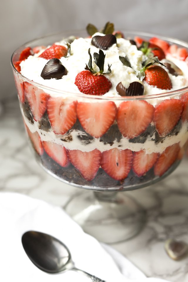 Strawberries+Cream Fudge Brownie Trifle (5).jpg