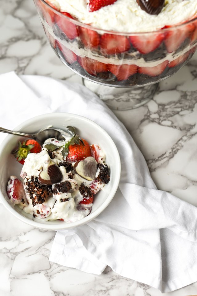 Strawberries+Cream Fudge Brownie Trifle (10).jpg