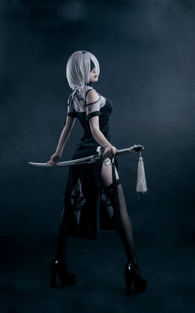 Gorgeous-Classy-No-Blindfold-2B-Cosplay-4-638x1024.jpg