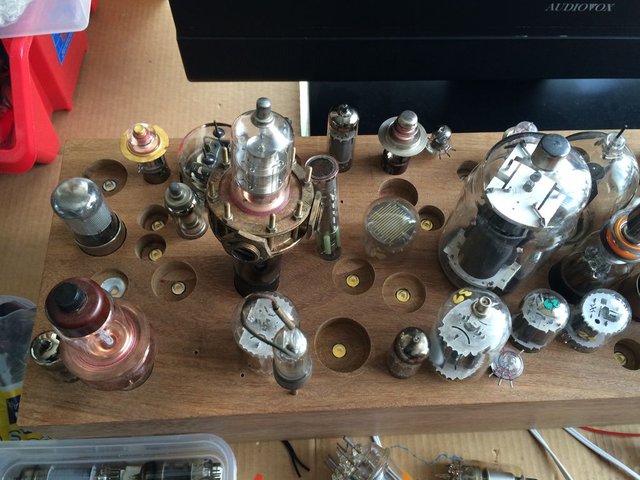 vacuum-tube-9.jpg