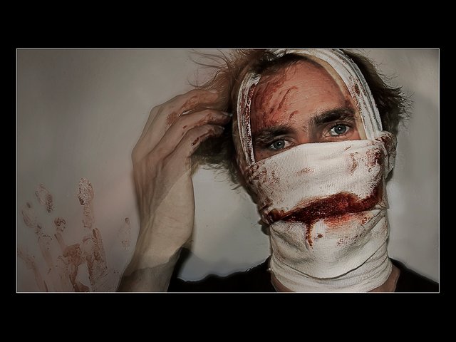 bloody_by_lycanskiss-d67i71f.jpg