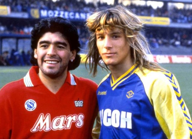 From Gabriel Batistuta to Claudio Caniggia - Meet the players who