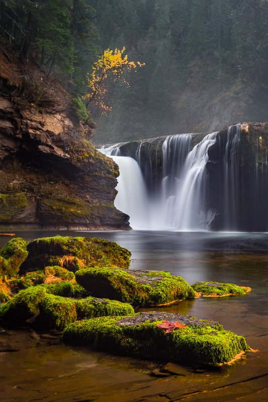 LowerLewisRiverFalls_1000px.jpg