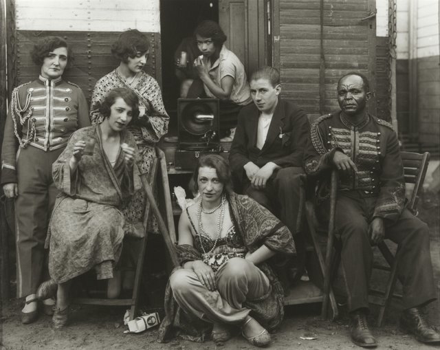 Circus Artists 1926.jpg
