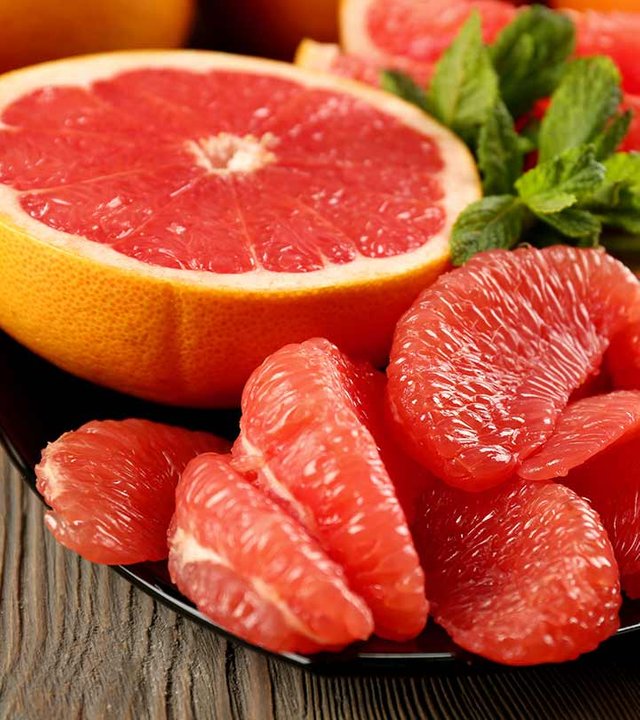 869_17-Amazing-Benefits-Of-Grapefruit-For-Skin-And-Health_409760461.jpg