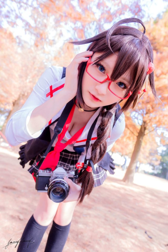 Splendid-Shigure-Seifuku-Megane-Cosplay-2-683x1024.jpg