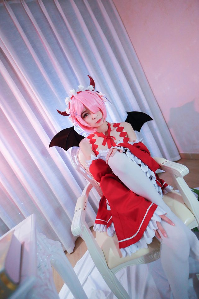 Devil-Horns-Wings-Ram-Maid-Cosplay-14.jpg