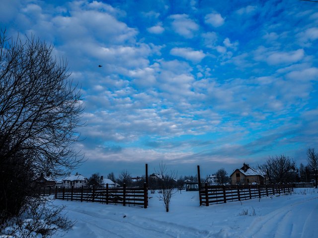 blue bukovyna sky 3.jpg