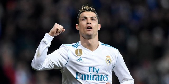 cristiano-ronaldo-07_9c21436.jpg