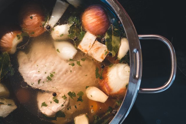 foodiesfeed.com_cooking-homemade-chicken-broth.jpg