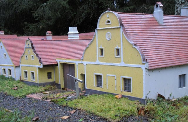 Miniatur park - Holašovice.JPG