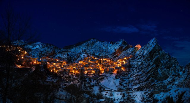 castelmezzano-1979546_1280.jpg