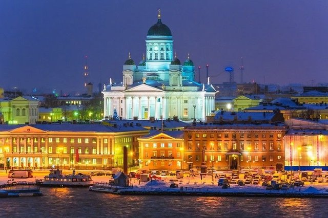 der-schneeweisse-dom-von-helsinki-in-einer-winternacht-finnland-a8cf1e57e456e1b7972cd6c54ae1c5d5.jpg