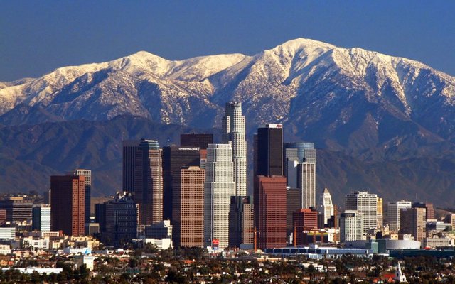 Skyline-Mountains-Phoenix-Arizona-United-States.jpg