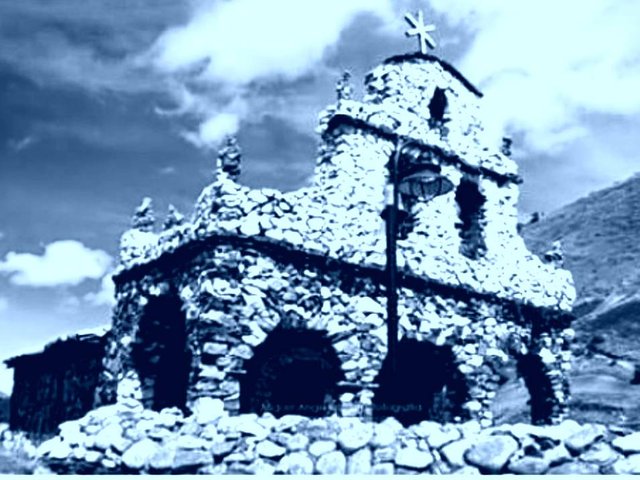 iglesia de piedra.jpg