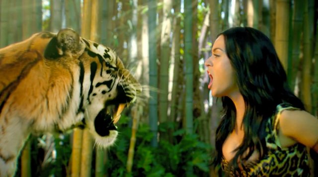 katy_perry_roar_tiger.jpg