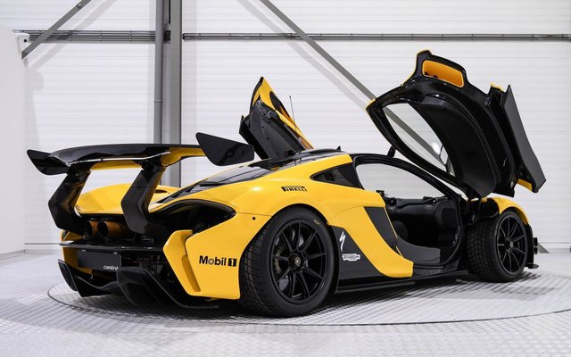 35050_MC_P1GTR_YELLOW_BLACK_34R1.jpg