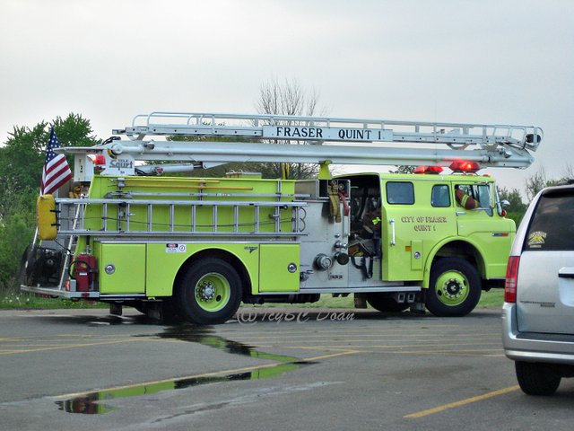 fire engine 1.JPG