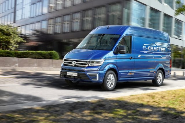 Elektryczny-Volkswagen-e-Crafter-w-sprzedaży-od-września-2018-roku-848x565.jpg