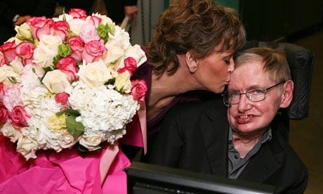 Stephen-Hawking-is-kissed-007.jpg