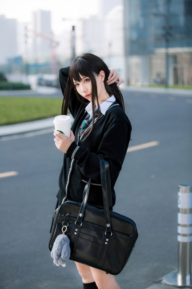 Sexy-Street-Casual-ShibuyaRin-Cosplay-7.jpg