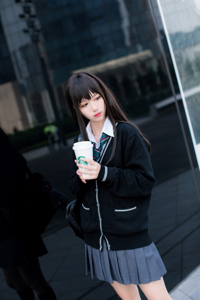 Sexy-Street-Casual-ShibuyaRin-Cosplay-1.jpg