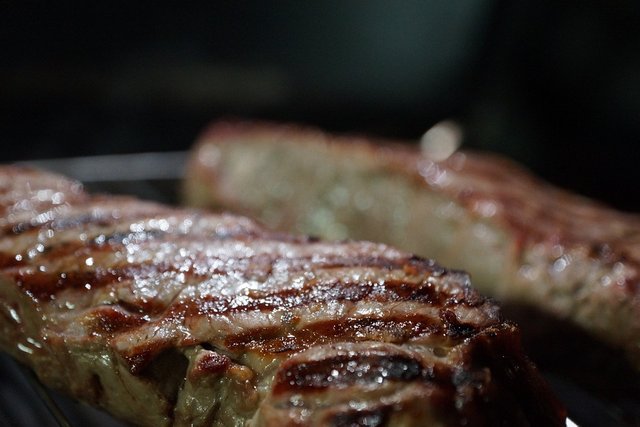 Grilled-Meat-Barbecue-Steak-Beef-Grill-Tasty-988352.jpg