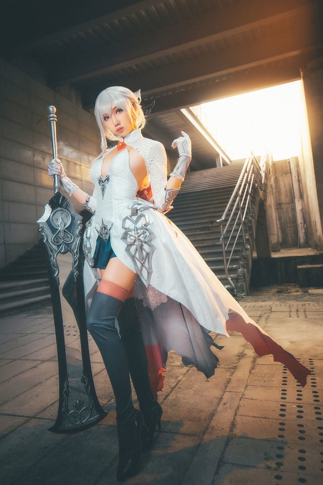 Elegant-SinoAlice-SnowWhite-Cosplay-1.jpg