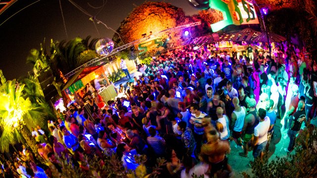 Where-to-party-in-Malta-Groove-Gardens-credit-Gianpula.jpg