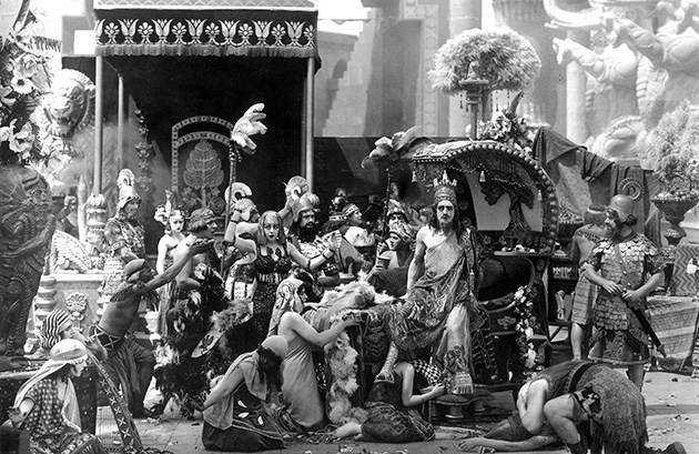 <figcaption>"The Fall of Babylon" from D.W. Griffith's 1919 film</figcaption>