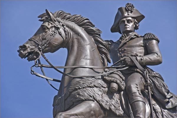 statue-of-George-Washington.jpg