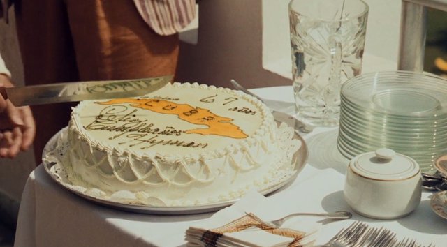 Hyman Roth's birthday cake in The Godfather Part II? : r/Cooking