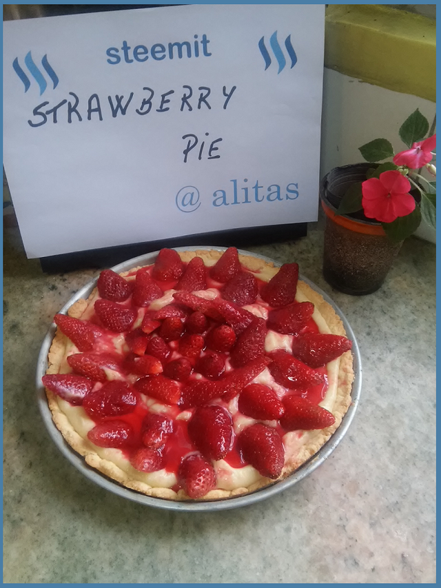 strawberrypie1.png