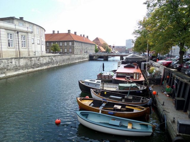 Frederiksholm Canal