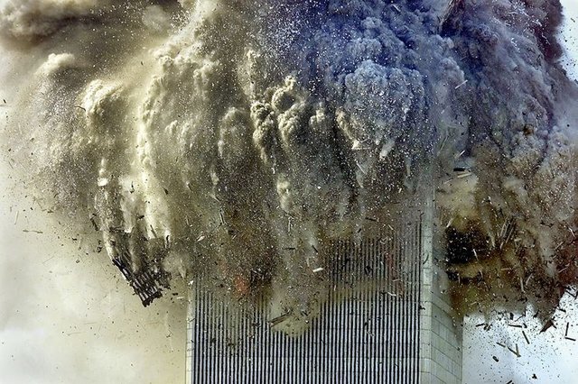WTC 9:11 Twin Tower Collapse.jpg