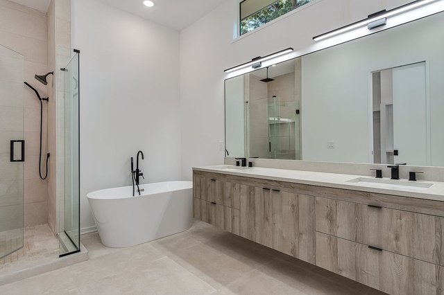 bathroom remodeling image