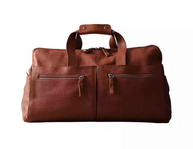 mens-leather-weekender-bag-05.jpg