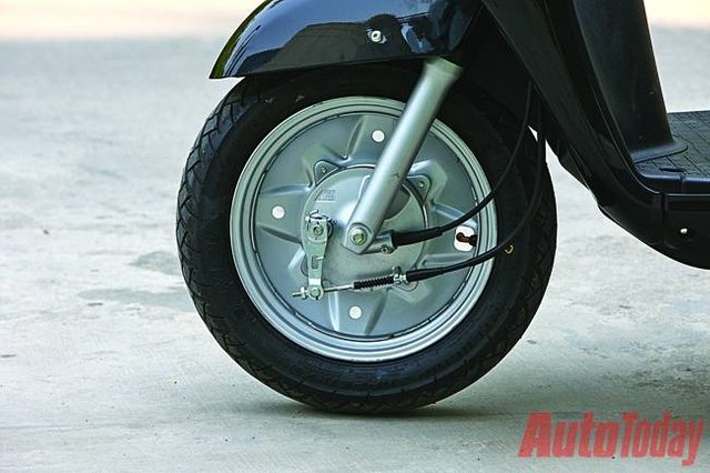 suzuki-access-125-front-wheel_071316024053.jpg