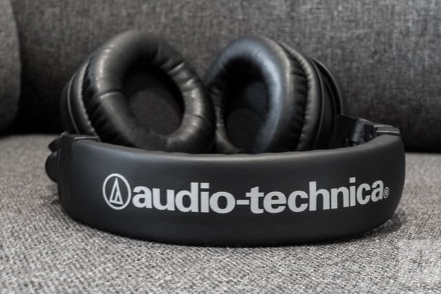 audio-technica-m50xbt-headphones-hands-on-review-5-640x640.jpg