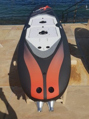 Carver-X-electric-surfboard-with-new-design-300x400.jpg