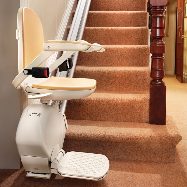 acorn-straight-stairlift.jpg