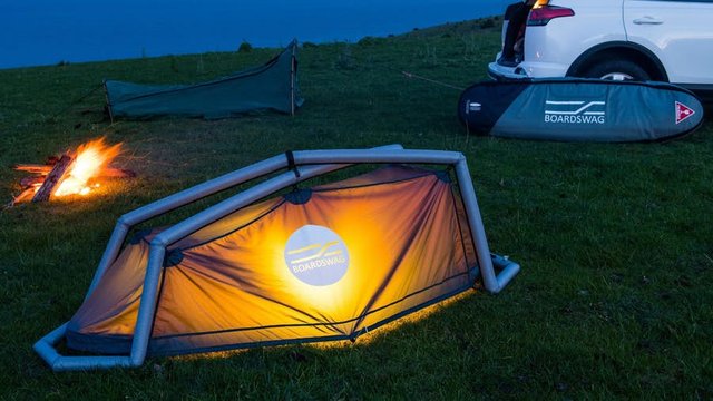 boardswag-surfboard-bag-tent-27.jpg