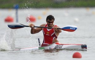 kayak.jpg